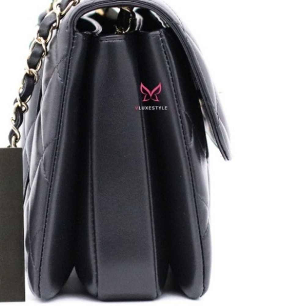 ***SOLD*** Chanel Black Trendy CC (small) - Picture 4 of 12